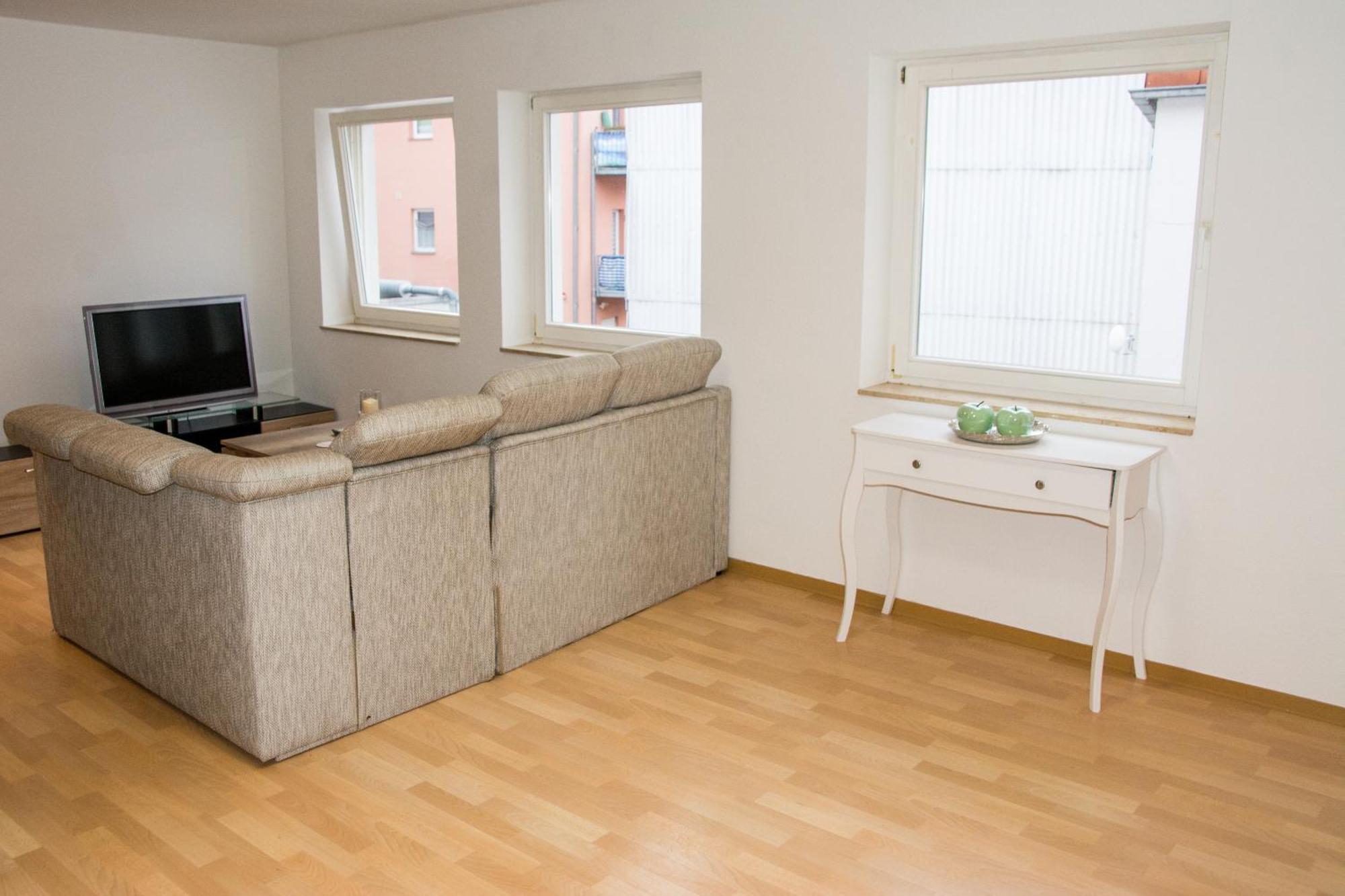 Schoene 2-Raum-Wohnung Im Zentrum Waltershausens Extérieur photo