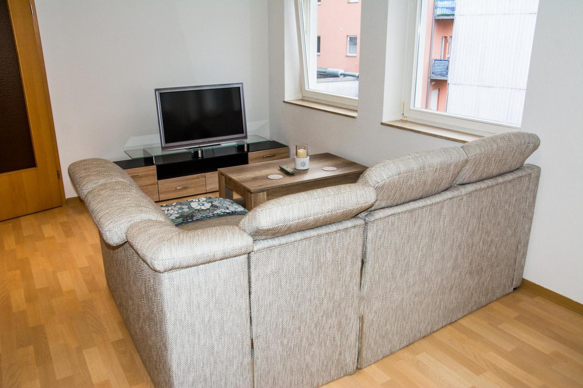 Schoene 2-Raum-Wohnung Im Zentrum Waltershausens Extérieur photo