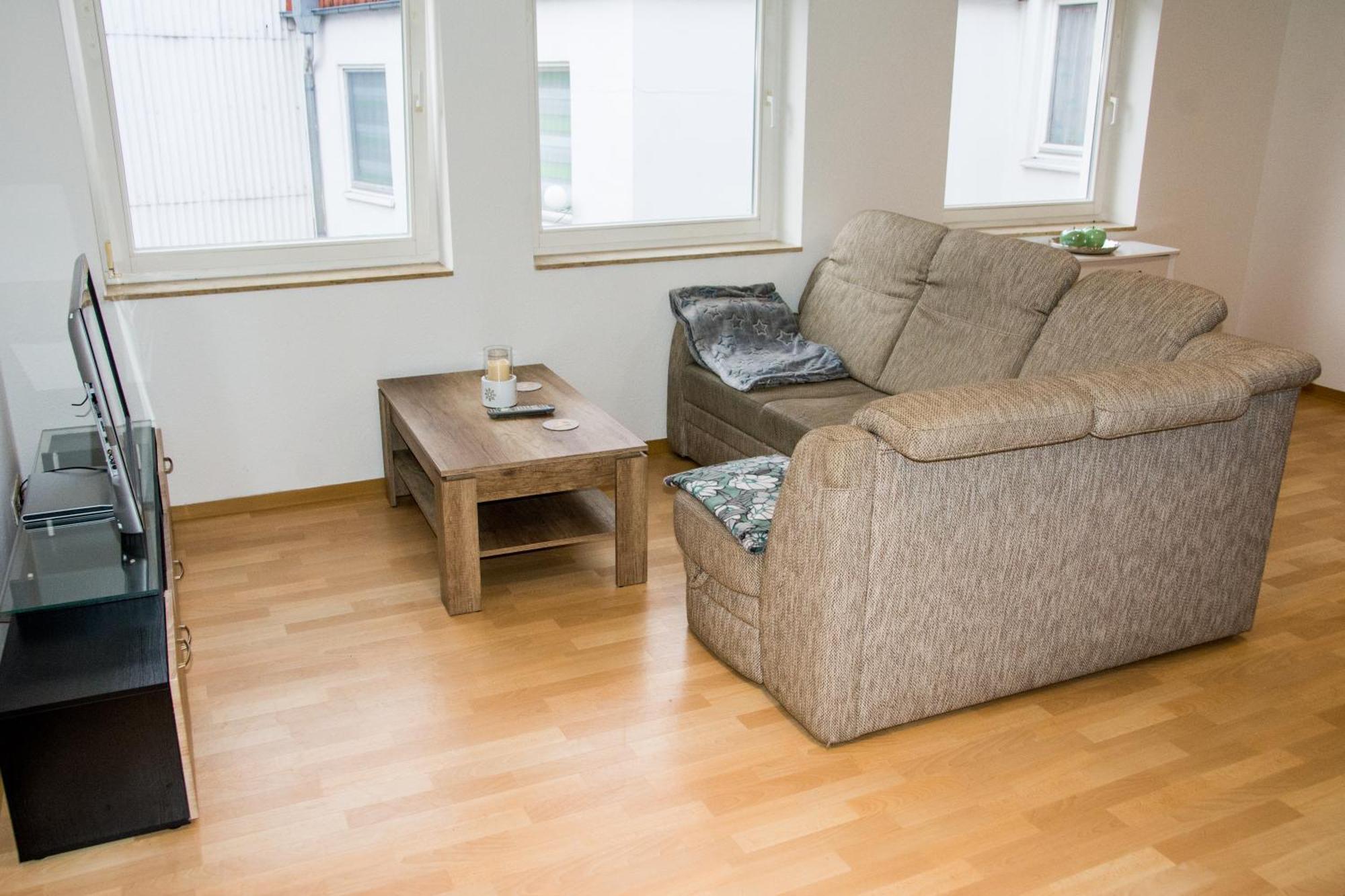 Schoene 2-Raum-Wohnung Im Zentrum Waltershausens Extérieur photo